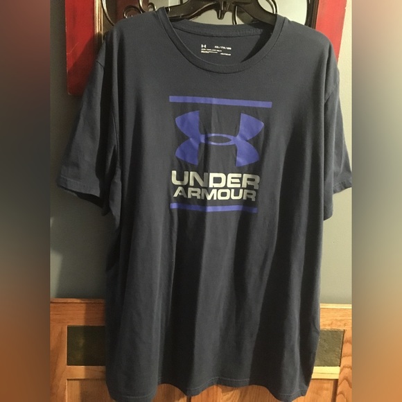Mens UNDER ARMOUR Tee - Shirt - Picture 1 of 3